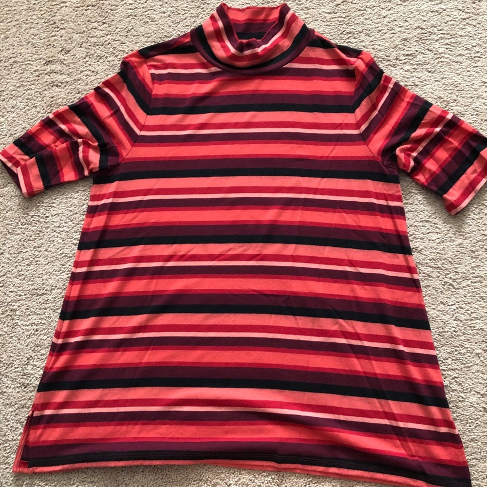 Short sleeve loft t shirt